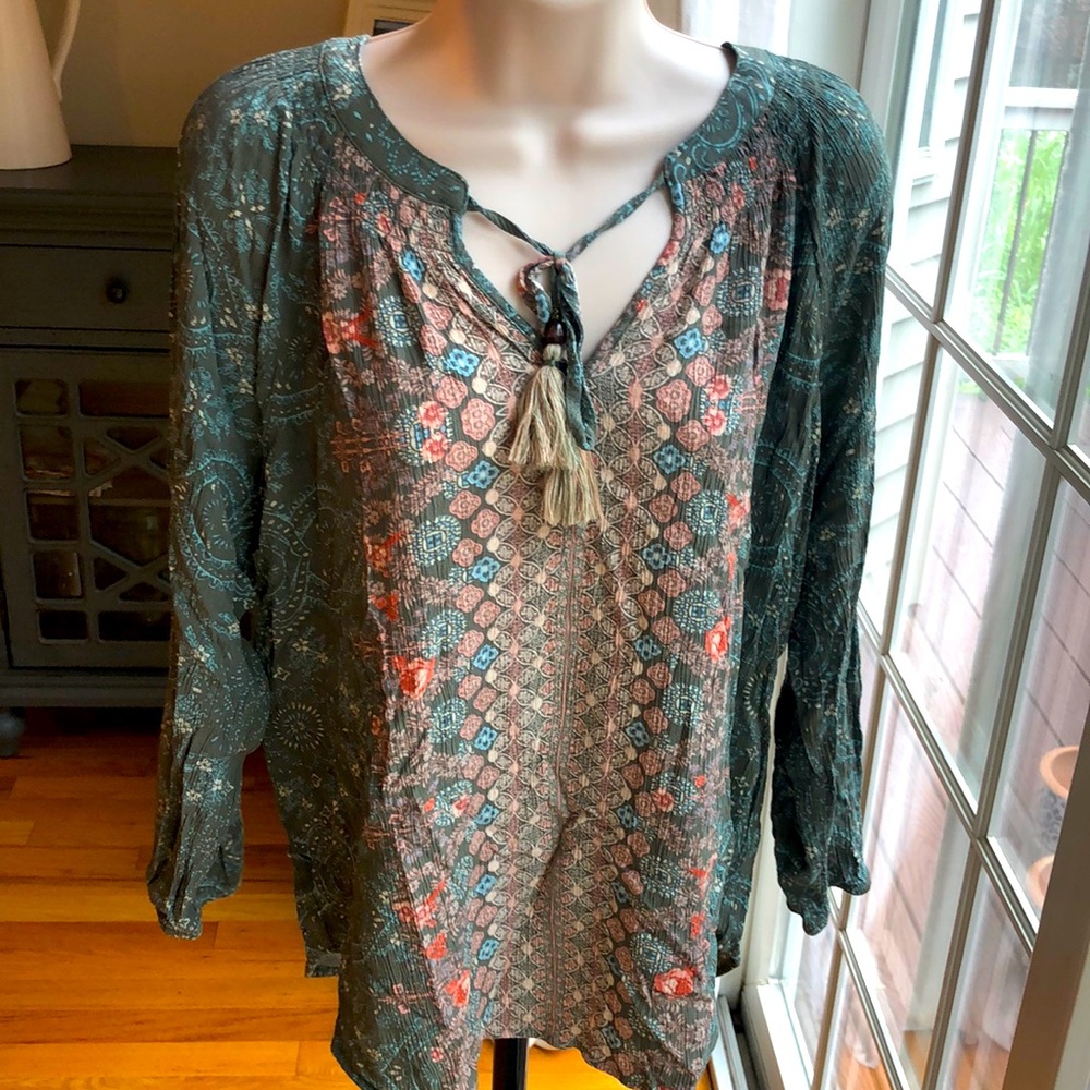 Stichfix Floral Top